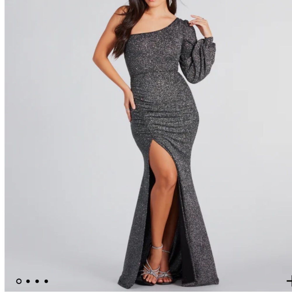 Windsor Sierra Formal Glitter Long Sleeve Mermaid Dress